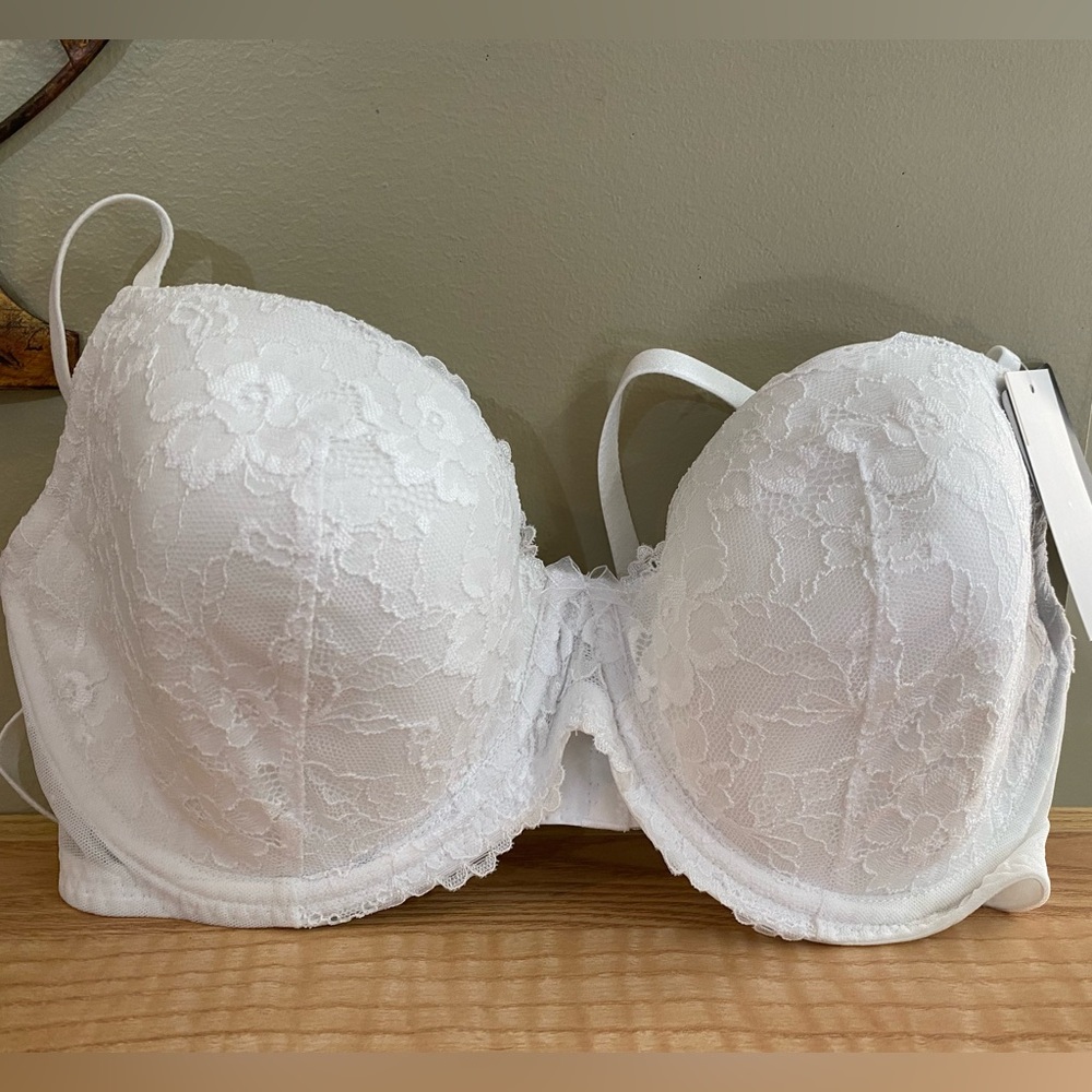 Apt. 9 White Lace Bra
